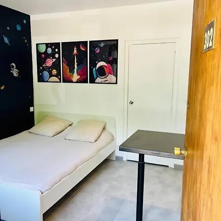 Space - A 3min Du Futuroscope 아파트 *